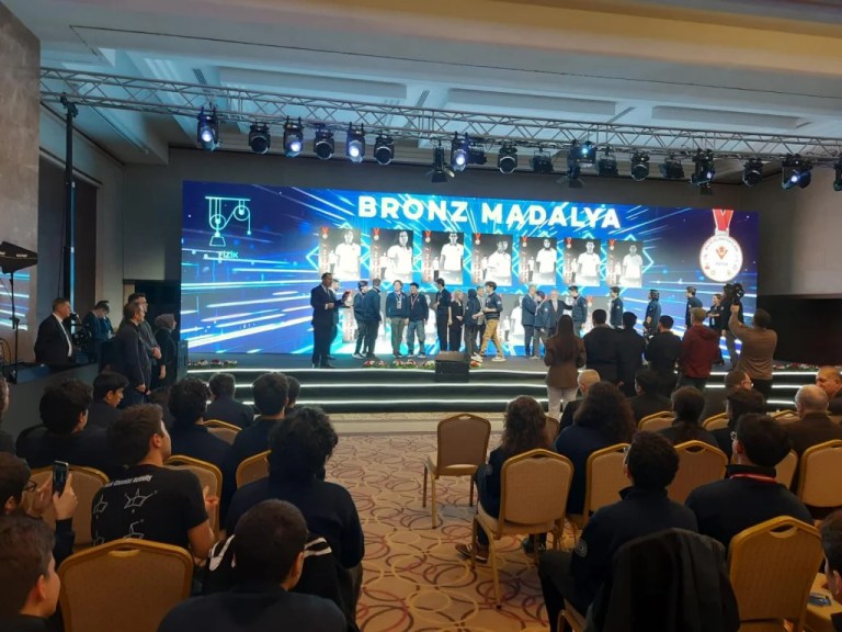 Kocaeli’den TÜBİTAK Bilim Olimpiyatları’nda Büyük Başarı!