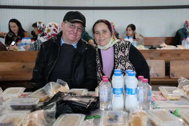 Büyükakın, Bulgaristan’da soydaşlarla iftar yaptı