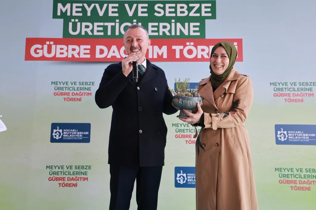 Büyükakın: Çiftçimizin ve üreticimizin her zaman yanındayız!