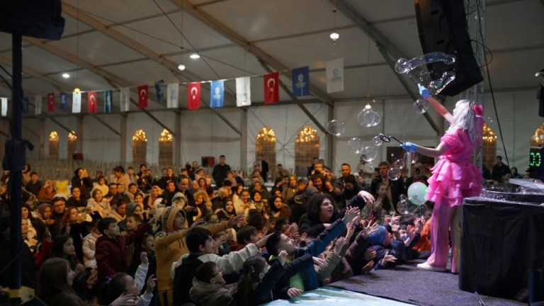 Büyükşehir’in Ramazan Çadırı ilgi görüyor