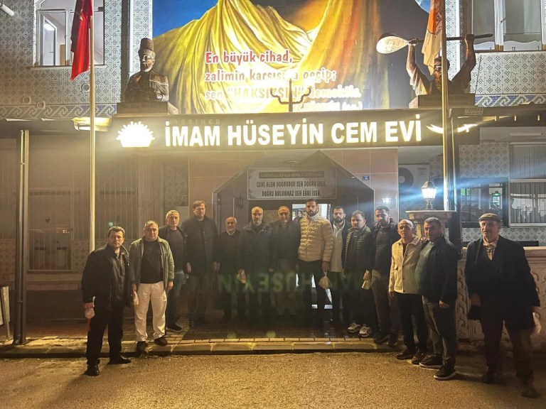 AK Parti Derince’den İmam Hüseyin Cemevi’ne ziyaret