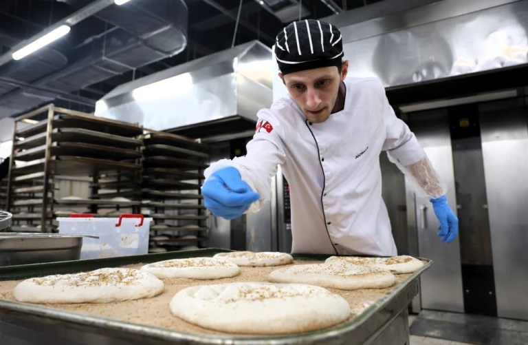 Hızır 41’den Ramazan pidesi: 300 gramı 20 TL