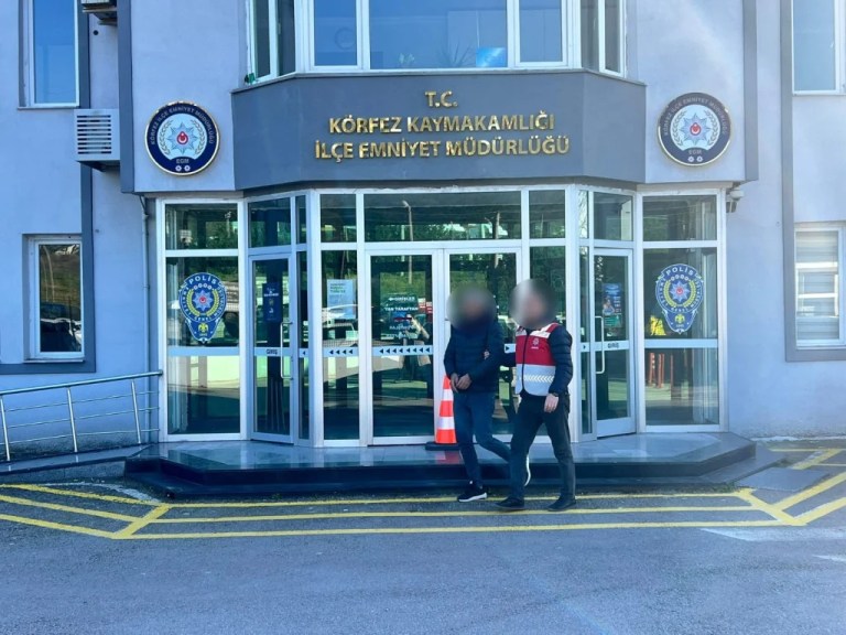 Kocaeli’de Bilişim Dolandırıcısı Yakalandı!