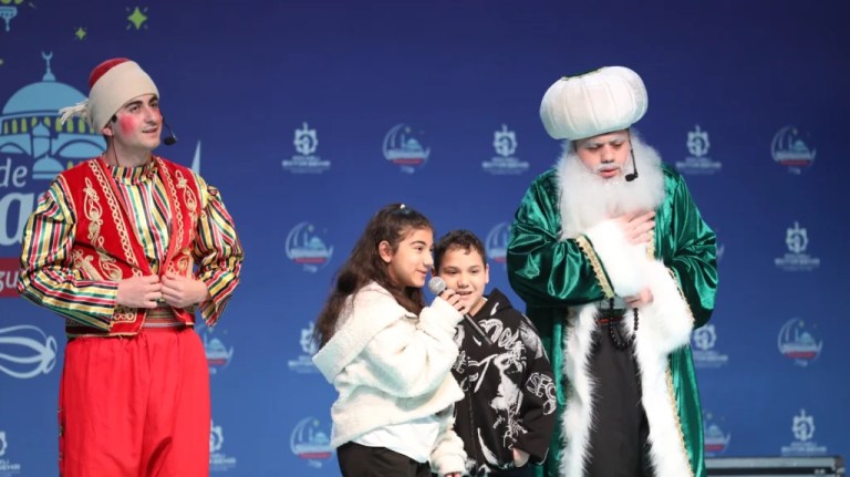 İzmit’te Büyükşehir’in Ramazan Sofrası Coşkusu