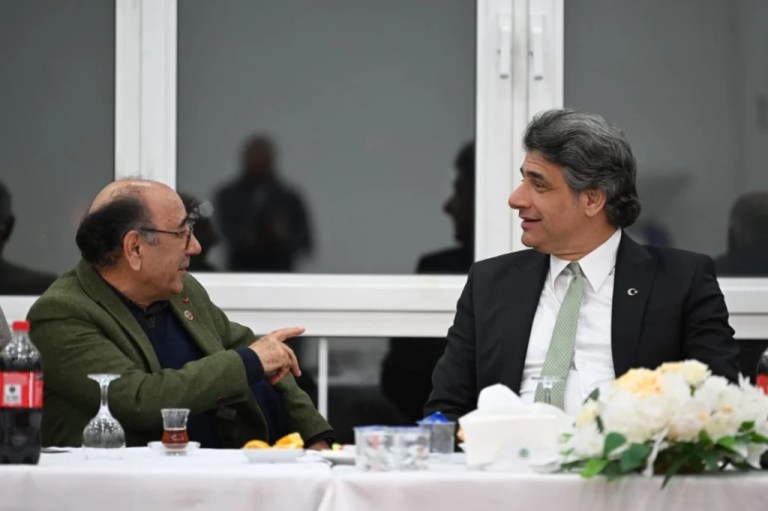 Kartepe Belediyesi Meclisi iftar sofrasında buluştu