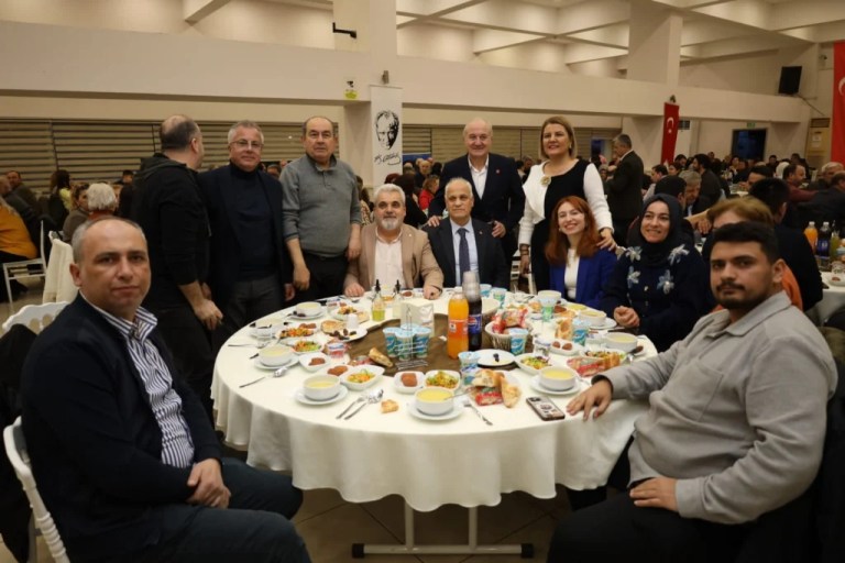 Başkan Hürriyet’ten STK’lara salon müjdesi