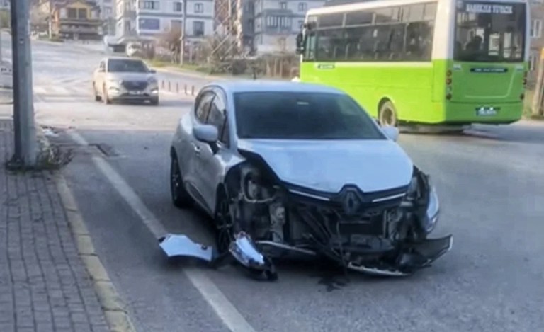 Başiskele’de Yeşilyurt Kavşağı Alarm Veriyor: Kazalar Artıyor