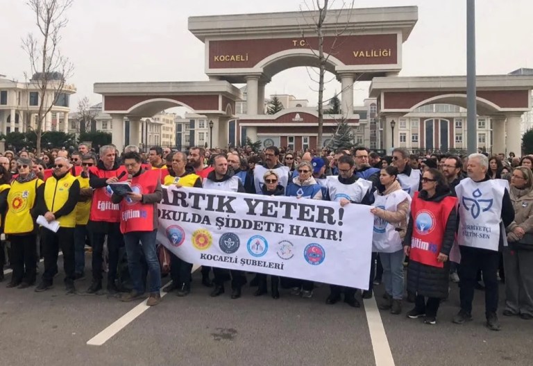 Kocaeli’den öğretmen cinayetine tepki: Karanlığa teslim olmayacağız