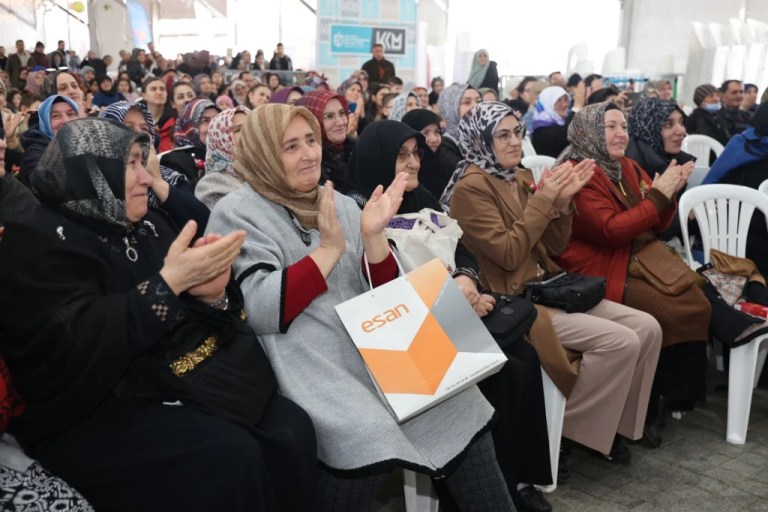 Gebze’de 8 Mart Dünya Kadınlar Günü coşkusu
