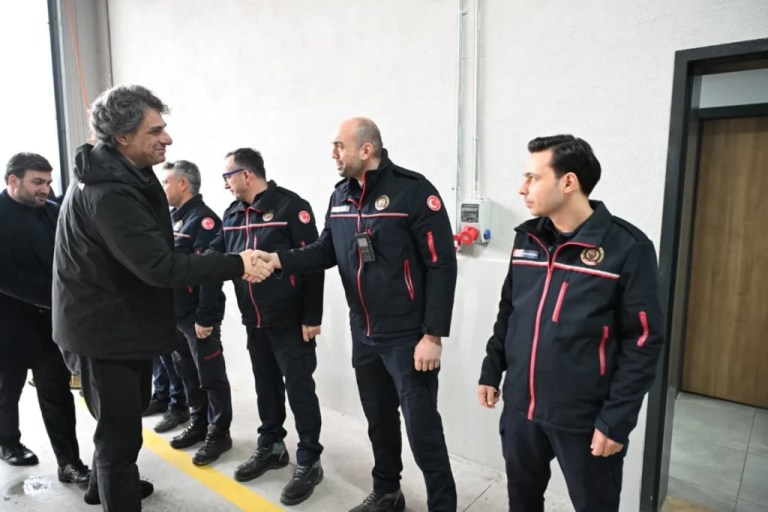 Başkan Kocaman’dan bayramda sahadaki kahramanlara ziyaret