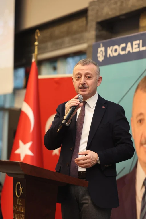 Büyükakın, şampiyon sporcularla iftar sofrasında buluştu