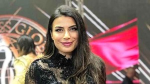 İzmitli Manken Duygu Çakmak, İran saldırılarına Dubai’de yakalandı