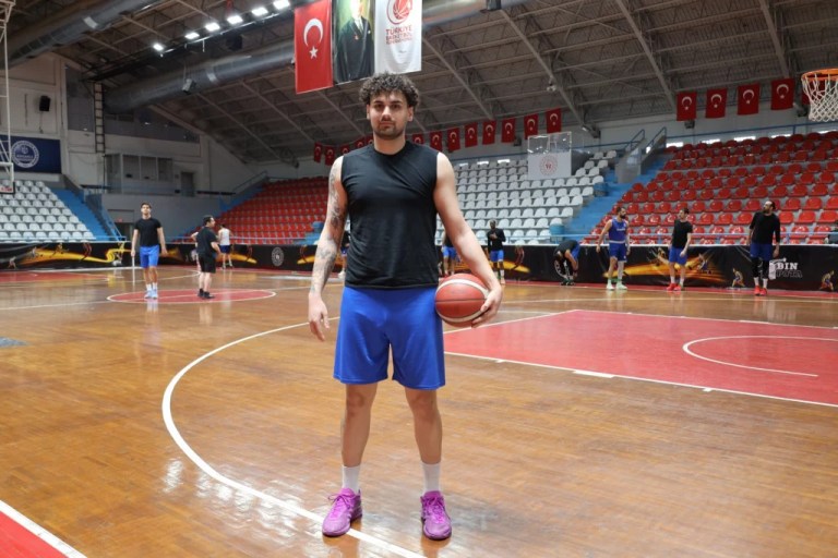 Kağıtspor Basketbol Takımı: “Burası artık bizim evimiz”