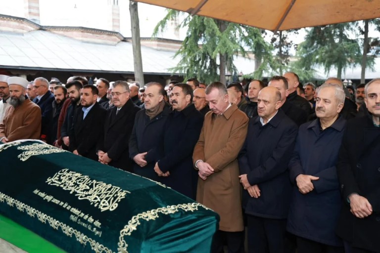 AK Partili Tuba Şensoy son yolculuğuna uğurlandı