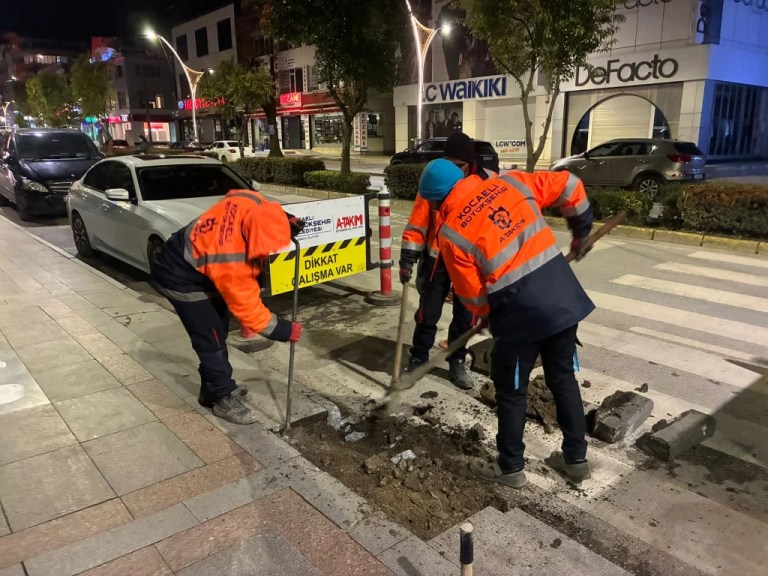 Büyükşehir’den engelsiz yaşam için rampa ve özel yol
