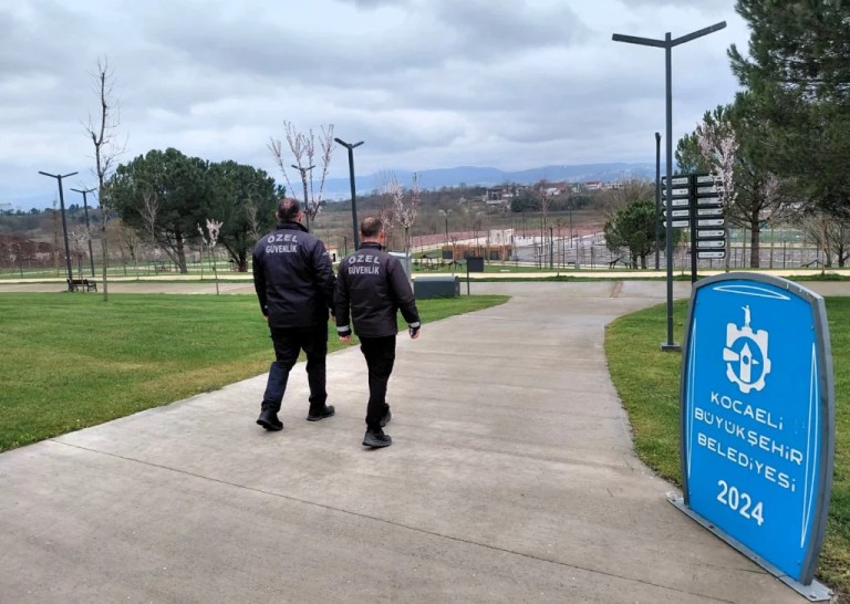 Kocaeli’de zabıta 7/24 görevde: “Güvenli Kocaeli”