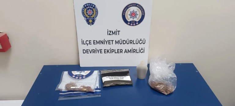 Kocaeli’de narkotik operasyonu: 3 gözaltı