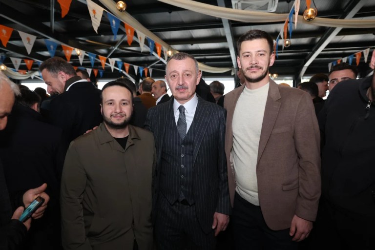 AK Parti Kocaeli İl Teşkilatı bayramlaştı