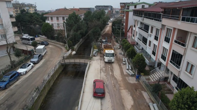 Körfez’de 28 Sokağa Büyükşehir Belediyesi Dokunuşu