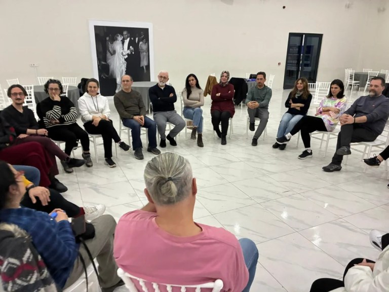 Derince’de tiyatro eğitimleri Yenikent Kültür Merkezi’nde