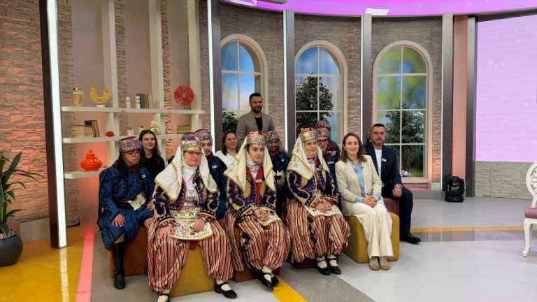 Gonca’nın Efeleri’nden zeybek şov!
