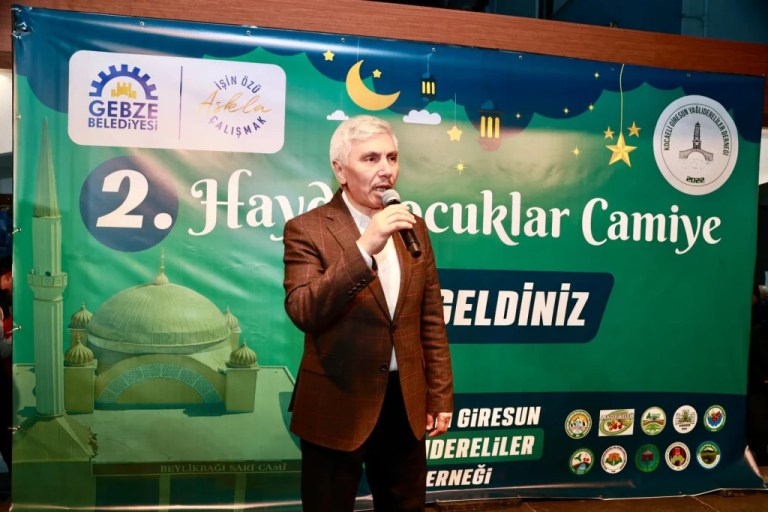 Gebze’de çocuklar camide Ramazan coşkusunu yaşadı