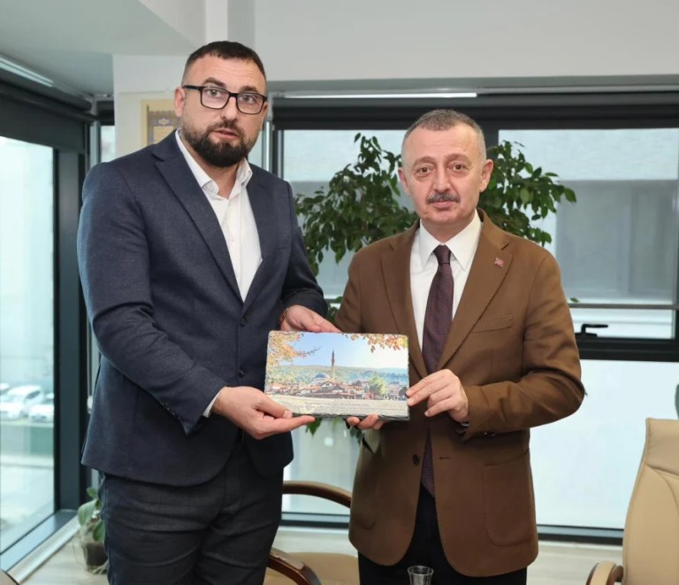 Büyükakın’dan Batı Trakyalı öğrencilere Kocaeli daveti