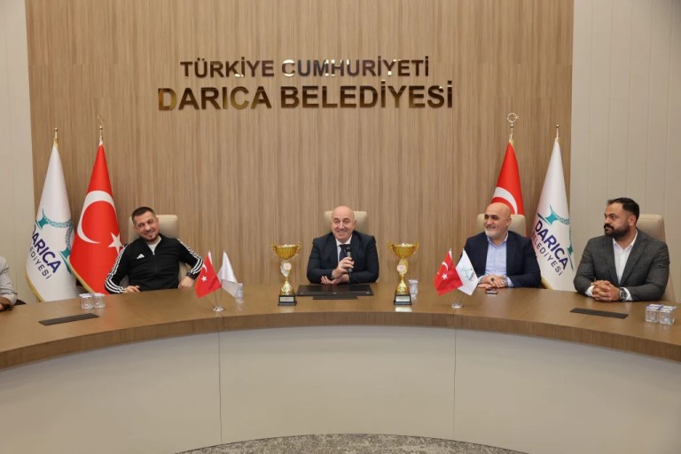 Darıca Belediyesi Halk Oyunları Ekibi Kocaeli şampiyonu!