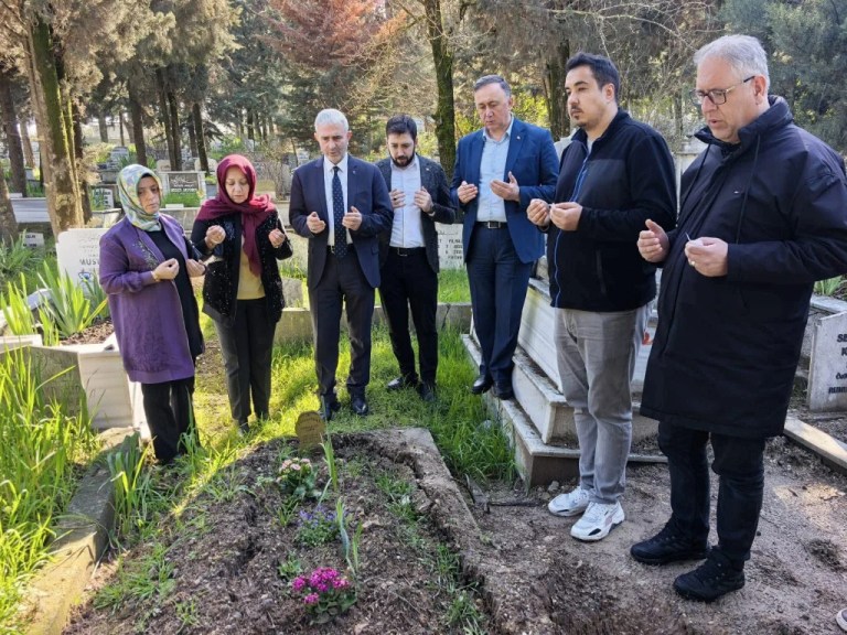AK Parti Gebze, Cemalettin Kaflı’yı andı