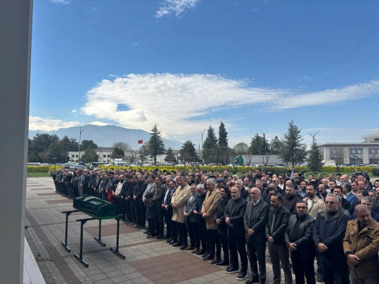 Adnan Dursun son yolculuğuna uğurlandı