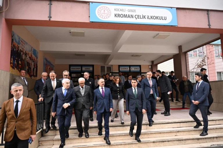 Vali Aktaş’tan Gebze’deki eğitim kurumlarına ziyaret