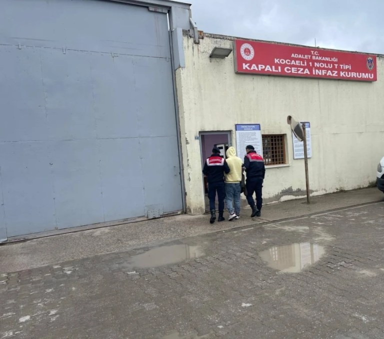 Gebze’de uyuşturucu taciri JASAT’tan kaçamadı!