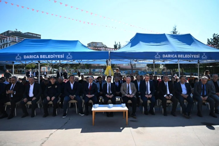 Vali Aktaş ve Kocaman’dan Darıca’ya yeni anaokulu