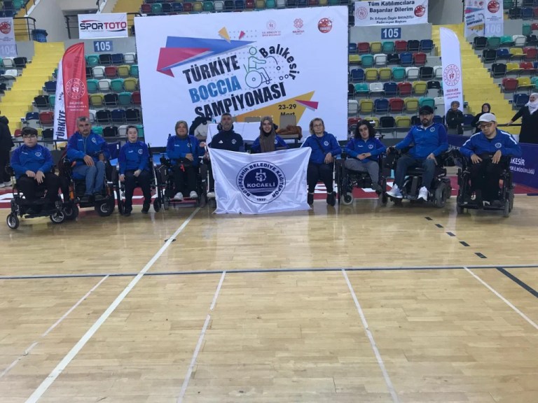 Kağıtspor’dan farklı branşlarda madalya ambargosu!