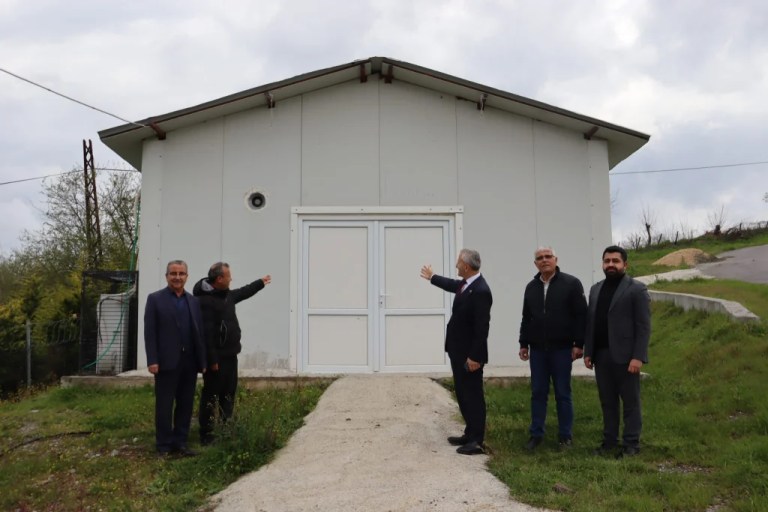 İzmit Belediyesi’nden ipek böceği eleştirilerine yanıt