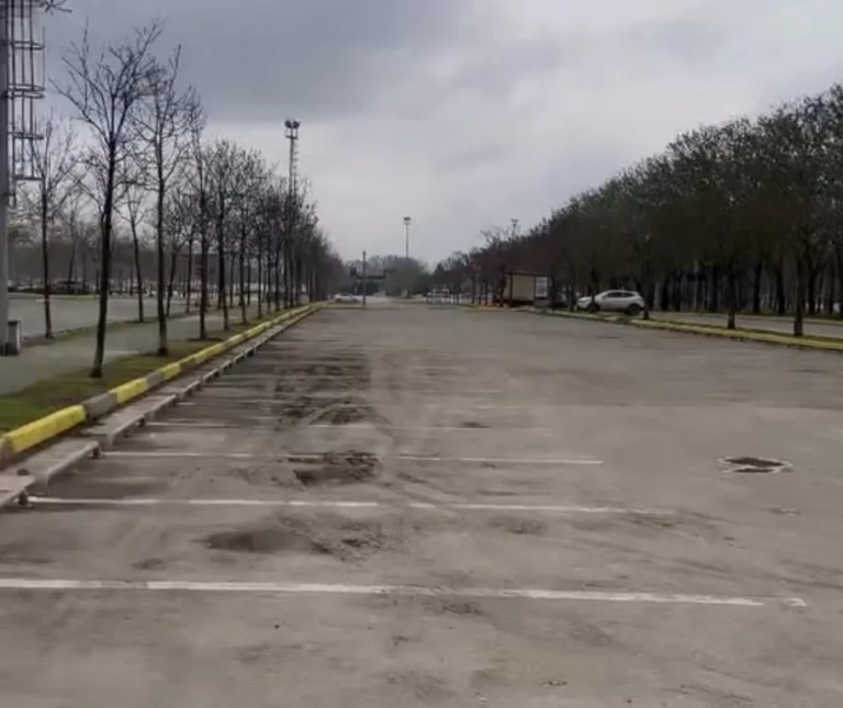 İzmit Ncity AVM otoparkı karavanlardan temizlendi