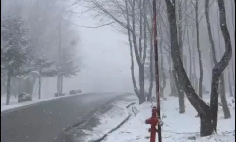 Kocaeli’de Nisan Sürprizi: Kar Yağışı Şaşırttı!