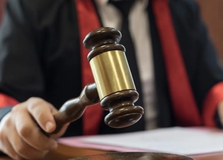 Eşini öldüren sanıktan mahkemede ‘Mehdi’ savunması!