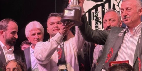 Kocaelispor’un 60 Yılı ‘Efsane Forma’ ile Sahnelendi