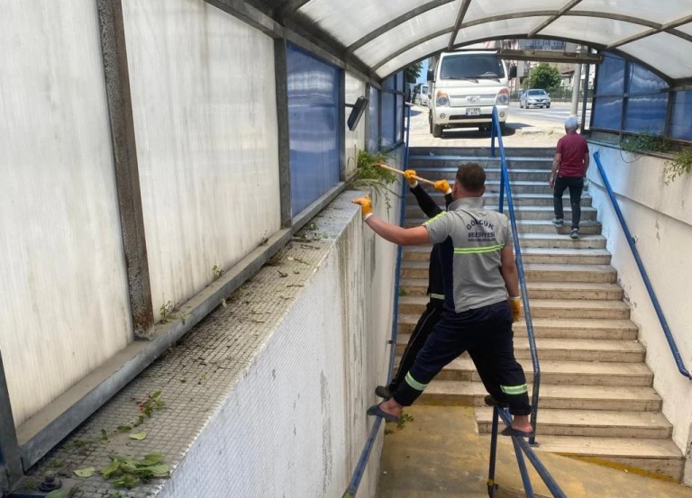 Gölcük’te bayram temizliği hız kesmiyor