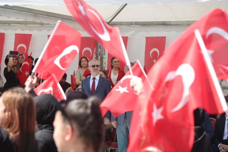 Çayırova’da 19 Mayıs coşkusu yaşandı