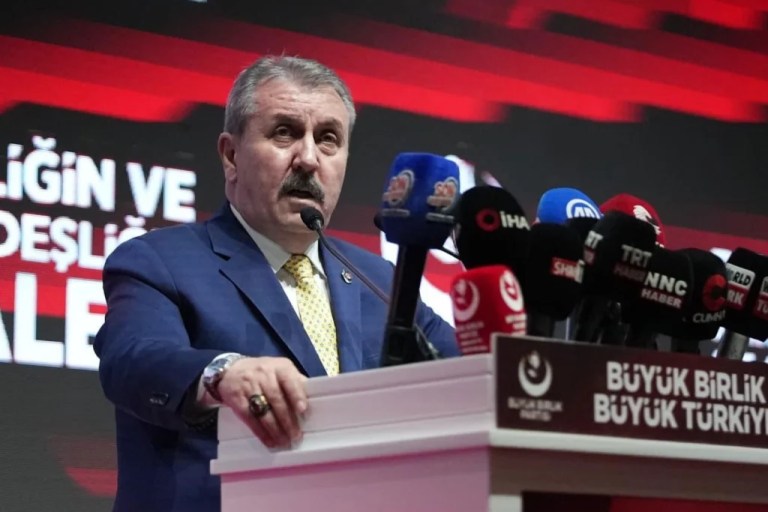 Destici’den emekliye Kurban Bayramı ikramiyesi çağrısı