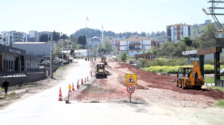 Başiskele’de yol konforu artıyor