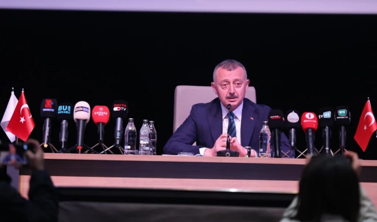 Büyükakın’dan otopark ücreti açıklaması
