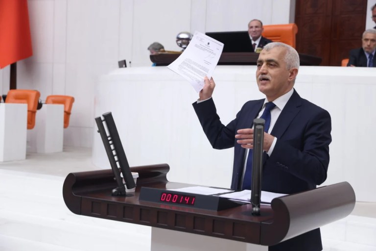 Kurşun ve pestisit çocuk sağlığını tehdit ediyor