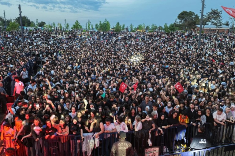 Fatma Turgut Gebze’yi coşturdu