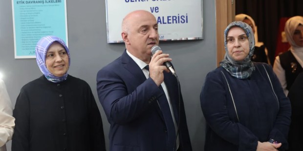 Engelsiz yetenekler eserleriyle büyüledi