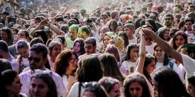 Türkiye’nin genç nüfus oranı düşüyor