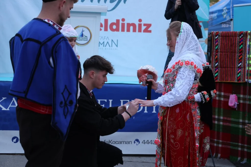 Kartepe’de Hıdırellez Coşkusu