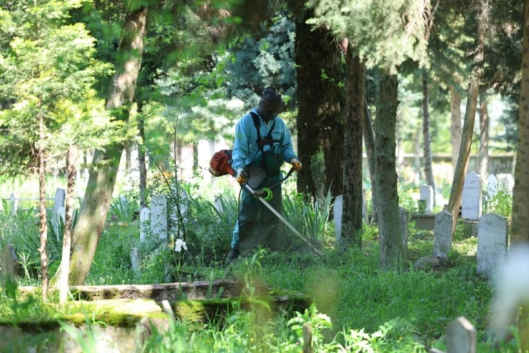 Kartepe bayrama hazırlanıyor